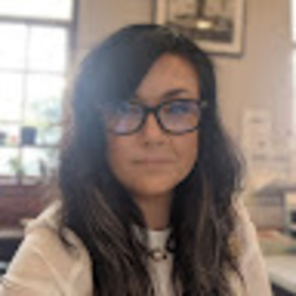 Meet your Posher, Melissa - Picture 1 of 1